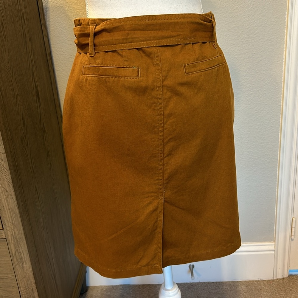 Boden Leonora Blended Linen Belted Front Button A-Line Skirt, Size 2P - Picture 7 of 13